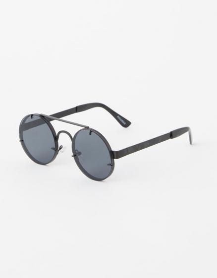 Круглые солнечные очки с металлической переносицей